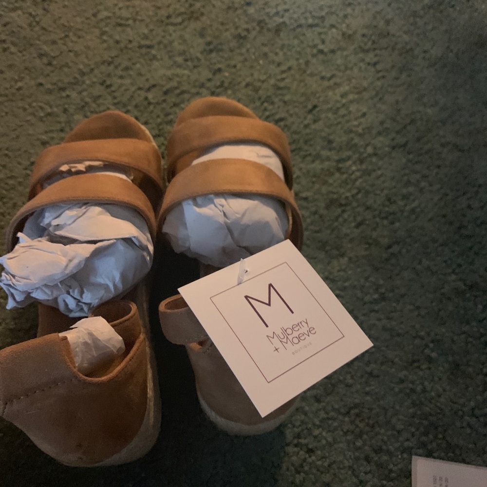 Size 8 Amara Wedges